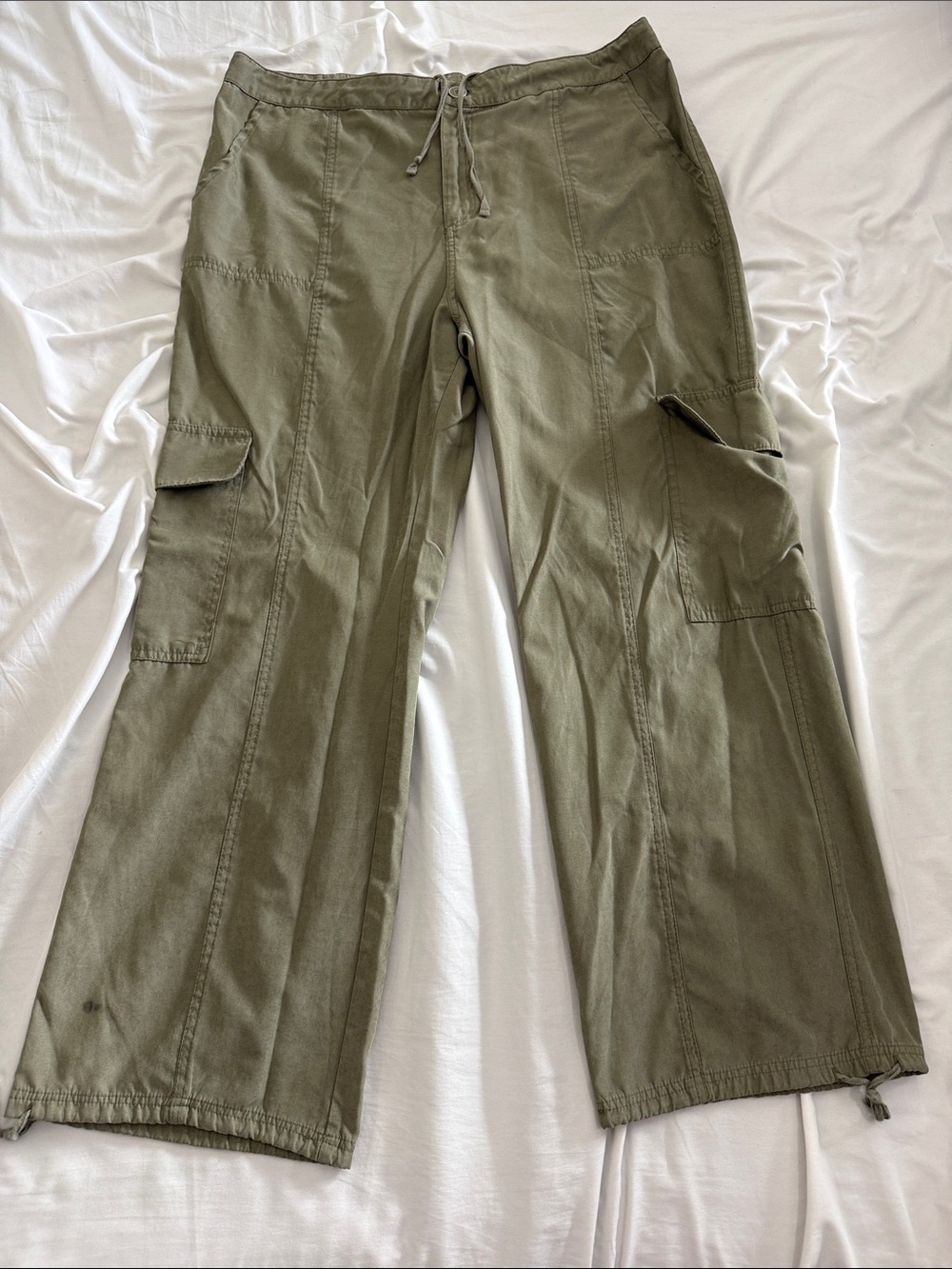 Women’s Cargo Pants - Olive Green